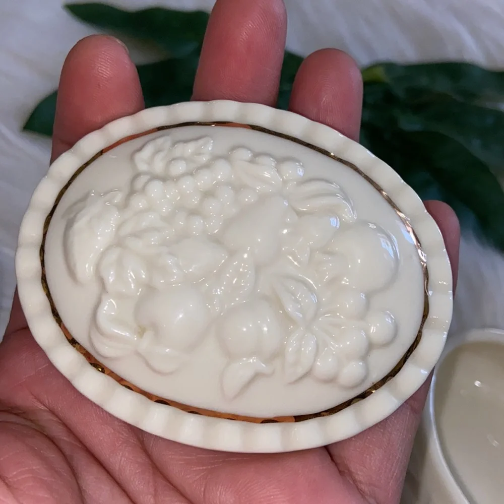 Vintage 1998 Lenox Fruits Of Life Handcrafted Porcelain Ceramic Trinket Box